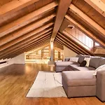 Santa Giuliana Apartment